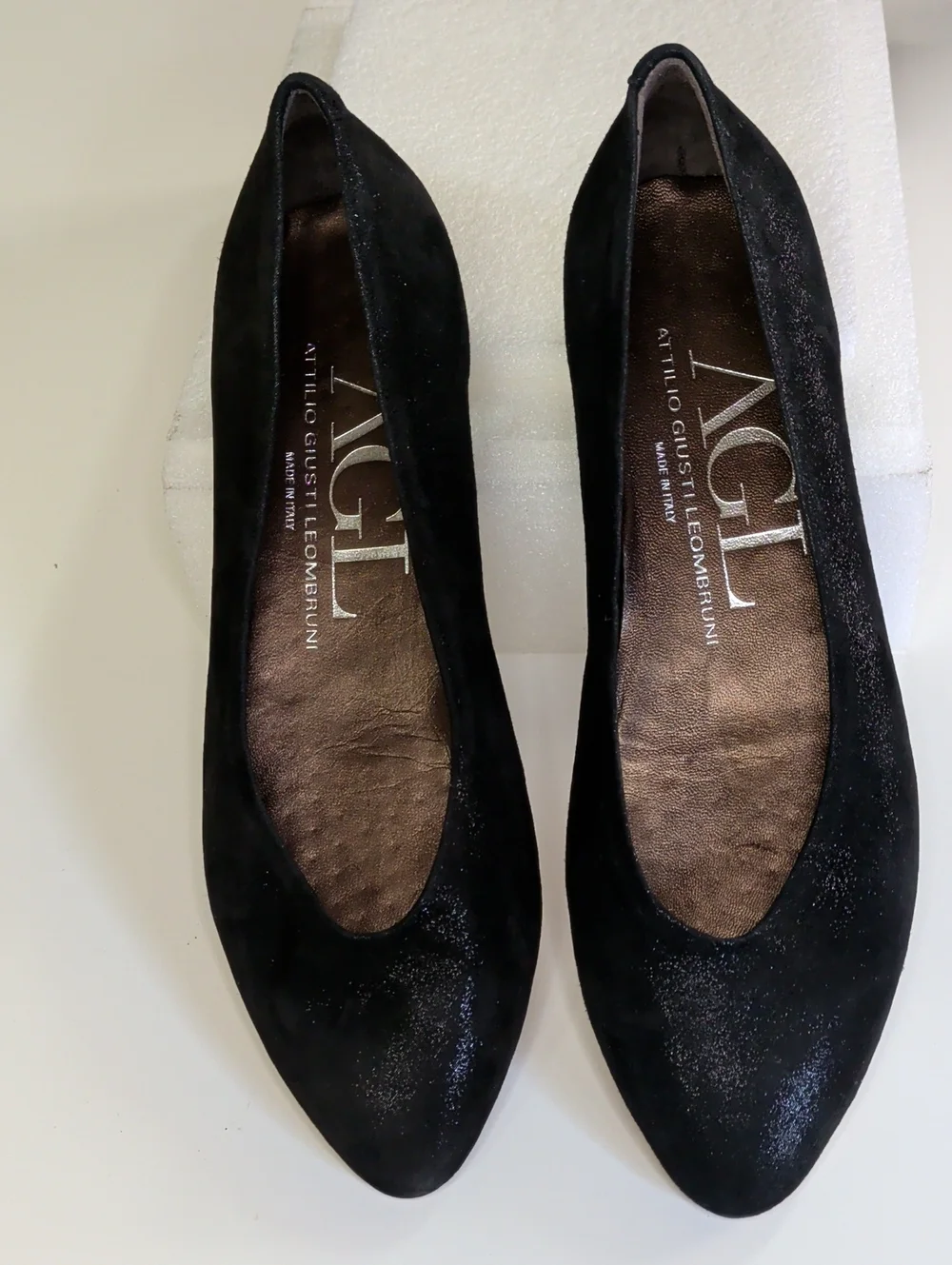 Attilio Giusti Leombruni Black Suede Pointed-Toe Flats